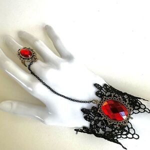 Black lace red ring link bracelet